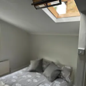  Homestay Cozy Double And Triple In Greenwich